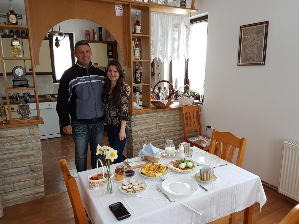 Hotel Ethno House Izvor Vrelo Koreničko Esterno foto